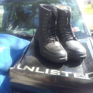 Kenneth Cole Unlisted mens boots